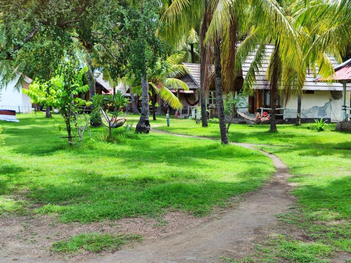 Bed and Breakfast Abdi Fantastik Gili Air Esterno foto
