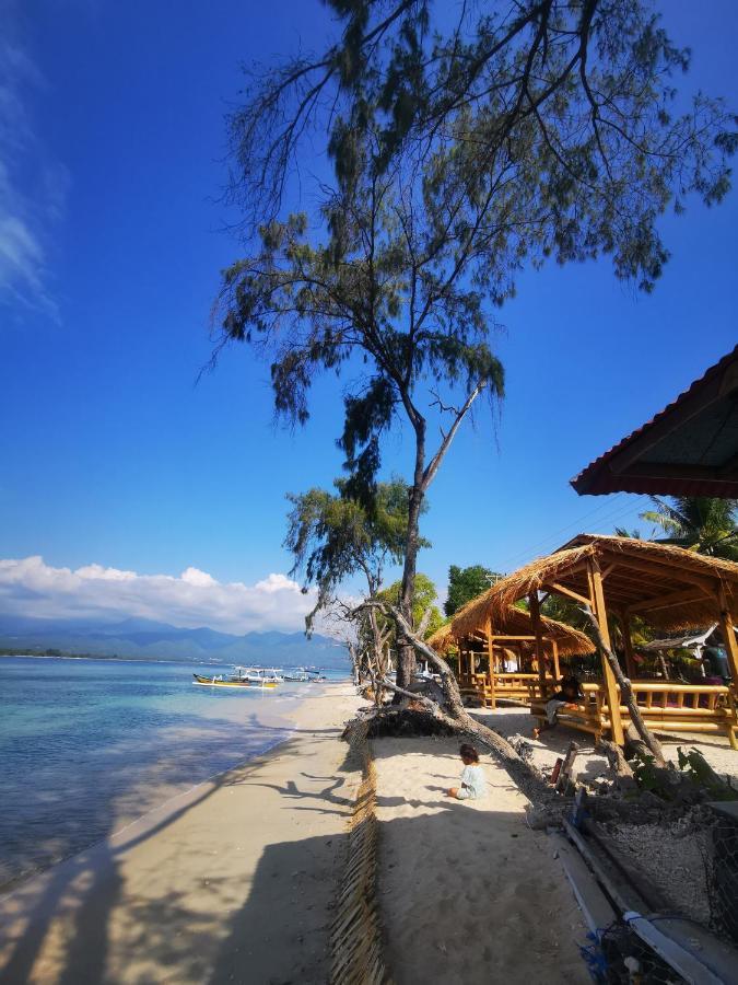 Bed and Breakfast Abdi Fantastik Gili Air Esterno foto