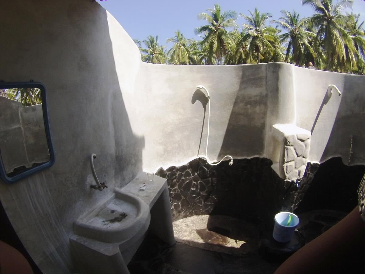 Bed and Breakfast Abdi Fantastik Gili Air Esterno foto